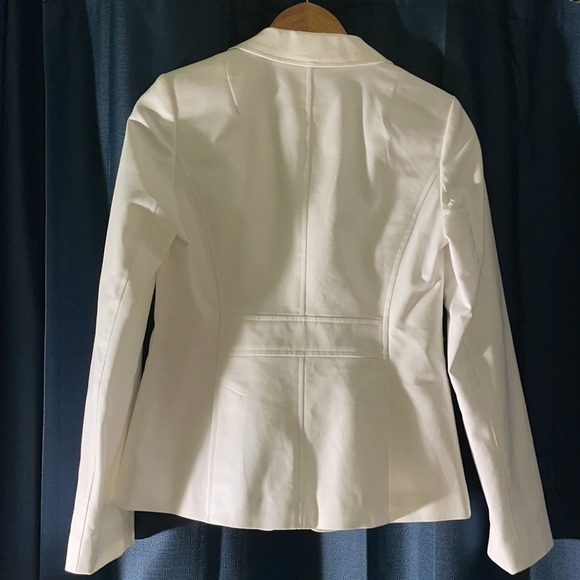 White Banana Republic Blazer. Never worn - Picture 6 of 7